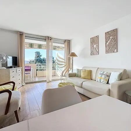 4 Ppl, Terrace, Pool, A/c Saint-Raphaël