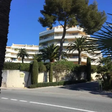 4 P, Sea View, Terraces, Swimming Pool, A/c Apartmán