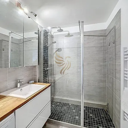 Apartmán 4 P, Sea View, Terraces, Swimming Pool, A/c Saint-Raphaël