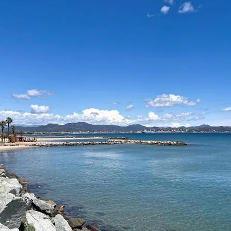 Apartmán 4 P, Sea View, Terraces, Swimming Pool, A/c *